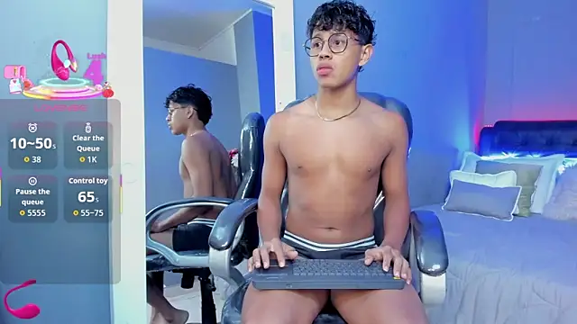 Snapshot of Dawn16_ chatting on October 2025 08:28:02 PM Dawn16 online show from October 2025 08:28:02 PM