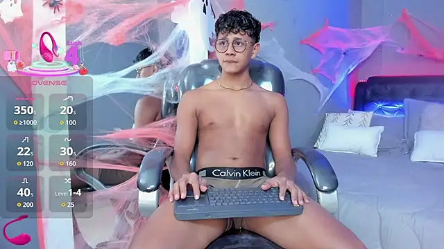 Snapshot of Dawn16_ chatting on October 2025 09:03:02 PM Dawn16 online show from October 2025 09:03:02 PM