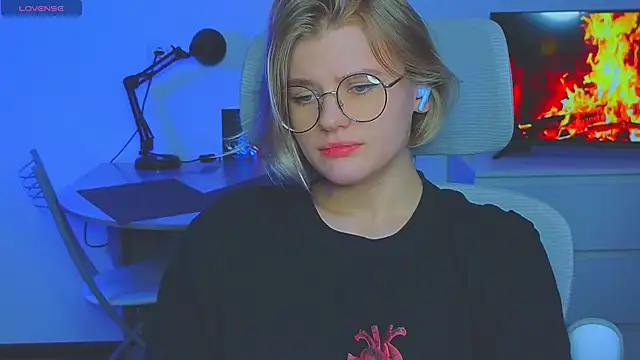 Snapshot of _JessieVibes chatting on February 2025 04:47:01 PM JessieVibes online show from February 2025 04:47:01 PM