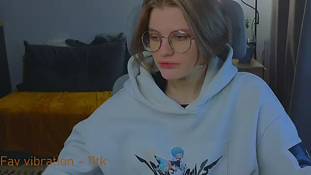 Snapshot of _JessieVibes chatting on October 2025 12:28:02 PM JessieVibes online show from October 2025 12:28:02 PM