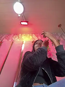 Snapshot of BriannaRoses chatting on March 2026 03:33:01 AM BriannaRoses online show from March 2026 03:33:01 AM