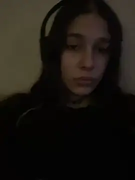 mollyEXD online show from February 2025 12:48:02 PM