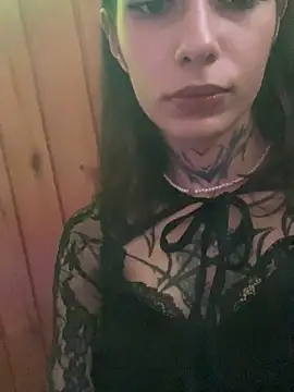 mollyEXD online show from September 2025 03:57:01 PM