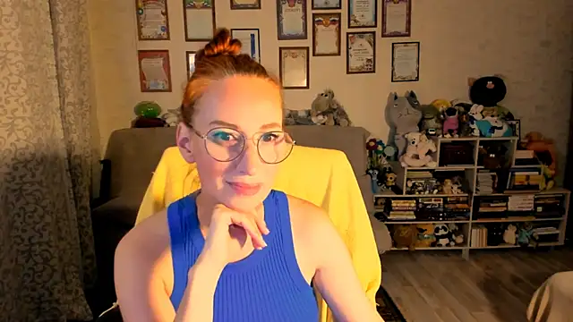 red rocco online show from October 2025 03:00:02 PM