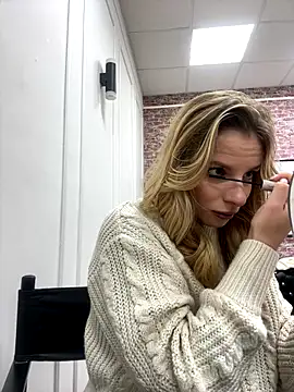 LanaSparks online show from October 2025 04:20:02 AM