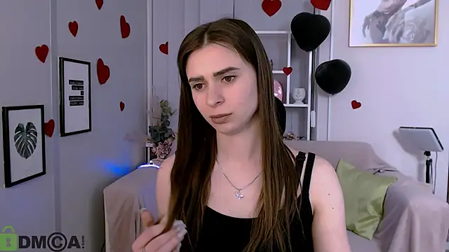 Snapshot of flora_ri chatting on February 2025 06:11:01 PM flora ri online show from February 2025 06:11:01 PM