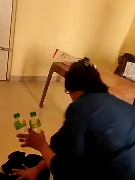 YourSuperTanya online show from March 2025 08:10:01 AM