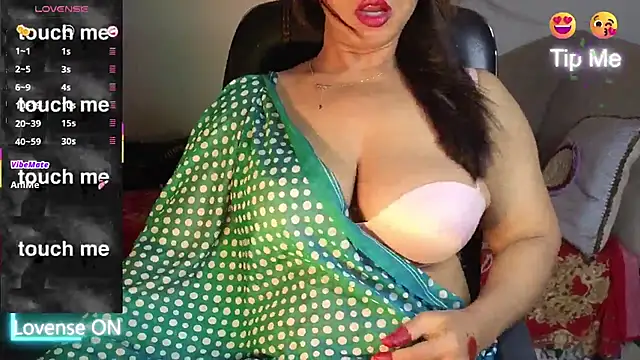 Snapshot of Bengali_Cute_Girl chatting on July 2026 02:18:01 AM Bengali Cute Girl online show from July 2026 02:18:01 AM