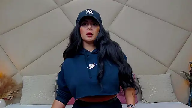 ChloeFrost online show from September 2025 04:57:02 AM