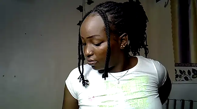 Snapshot of Vprettieeer chatting on January 2025 06:39:01 PM Vprettieeer online show from January 2025 06:39:01 PM