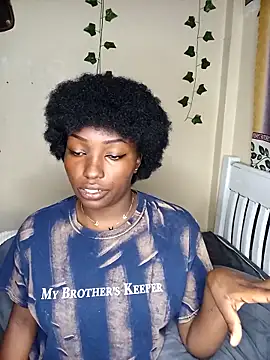 Snapshot of Vprettieeer chatting on February 2025 01:51:01 AM Vprettieeer online show from February 2025 01:51:01 AM