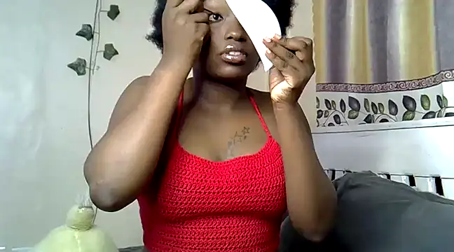 Snapshot of Vprettieeer chatting on February 2025 05:44:02 AM Vprettieeer online show from February 2025 05:44:02 AM