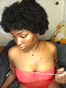 Snapshot of Vprettieeer chatting on February 2025 05:09:01 AM Vprettieeer online show from February 2025 05:09:01 AM