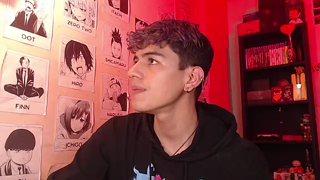 Snapshot of Mickey_Magic chatting on February 2025 05:33:01 AM Mickey Magic online show from February 2025 05:33:01 AM