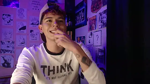 Snapshot of Mickey_Magic chatting on March 2025 11:09:01 PM Mickey Magic online show from March 2025 11:09:01 PM