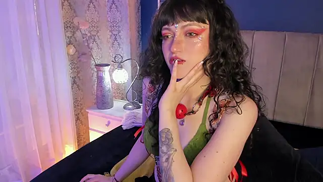 JeanneSabatier online show from September 2025 08:14:01 PM