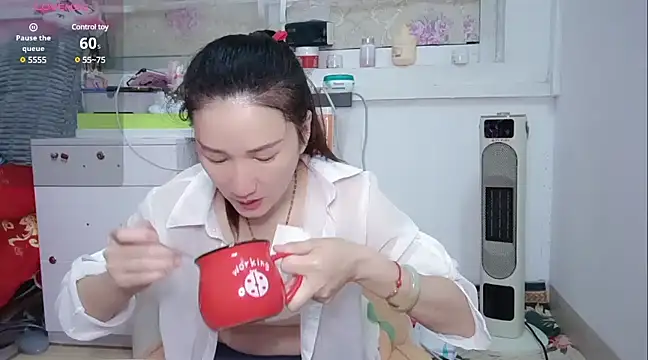 Snapshot of Yy_888 chatting on February 2025 09:49:02 PM Yy 888 online show from February 2025 09:49:02 PM