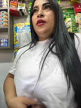 Snapshot of Miia_Jazmin chatting on September 2025 06:08:02 PM Miia Jazmin online show from September 2025 06:08:02 PM
