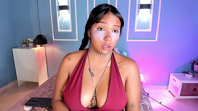 Snapshot of isabella_zc chatting on June 2026 12:40:02 PM isabella zc online show from June 2026 12:40:02 PM