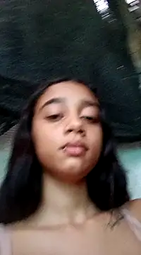 Snapshot of Zoe_Sweett18 chatting on January 2025 10:06:01 PM Zoe Sweett18 online show from January 2025 10:06:01 PM