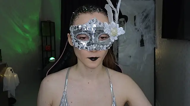 Snapshot of Sweeet_Lilit chatting on October 2025 10:45:02 PM Sweeet Lilit online show from October 2025 10:45:02 PM