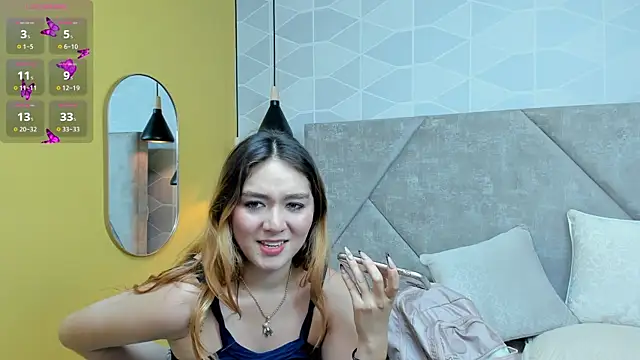 Snapshot of _Zoe_Sweet_ chatting on February 2025 11:25:01 AM Zoe Sweet online show from February 2025 11:25:01 AM