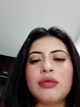 Snapshot of isabella1616 chatting on February 2025 08:44:01 AM isabella1616 online show from February 2025 08:44:01 AM