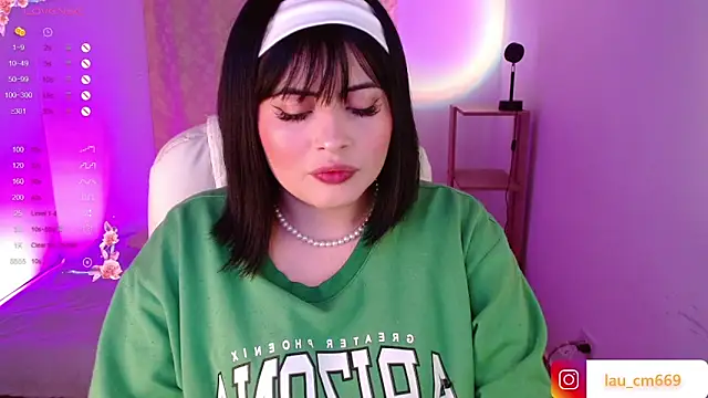 Snapshot of isabella1616 chatting on March 2025 03:35:02 AM isabella1616 online show from March 2025 03:35:02 AM