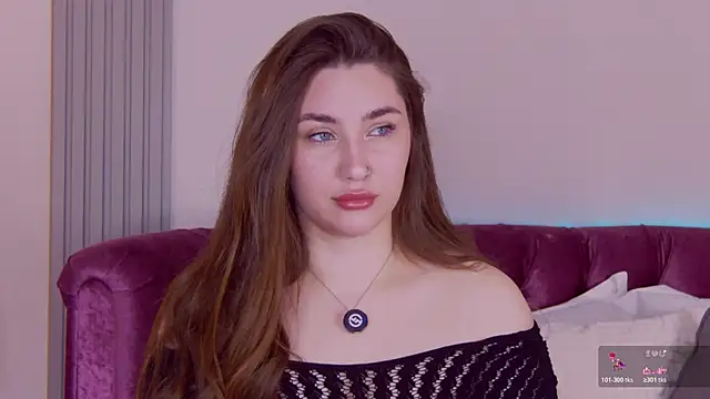 KiraBarlows online show from May 2026 07:44:01 PM