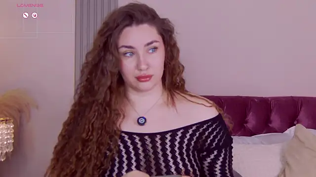KiraBarlows online show from June 2026 05:31:02 AM