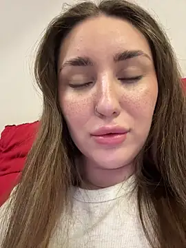 KiraBarlows online show from June 2026 08:36:01 PM