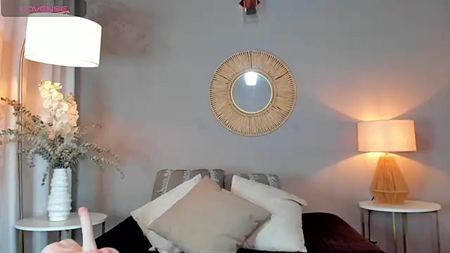 viviannehill hot online show from February 2025 11:23:02 PM