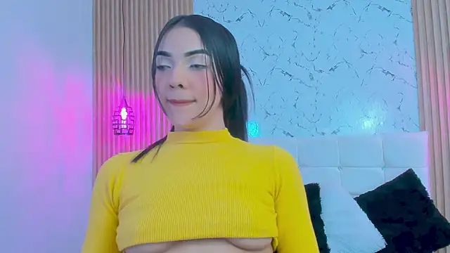 Snapshot of GABRIELAM_MS chatting on January 2025 09:22:01 PM GABRIELAM MS online show from January 2025 09:22:01 PM