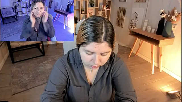 DiaAngell online show from September 2025 07:40:02 PM