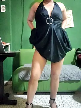 ilonna2025 online show from September 2025 11:28:02 PM