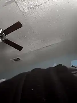 Snapshot of Burrrucecold00 chatting on February 2025 07:28:02 PM Burrrucecold00 online show from February 2025 07:28:02 PM