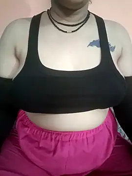 Snapshot of motuuu69 chatting on February 2025 01:25:02 PM motuuu69 online show from February 2025 01:25:02 PM