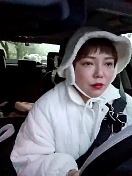Snapshot of lunahong28 chatting on February 2025 09:10:01 AM lunahong28 online show from February 2025 09:10:01 AM