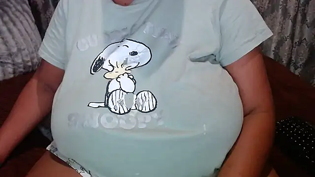BUBBLYBUNNYxx online show from May 2026 05:52:02 PM