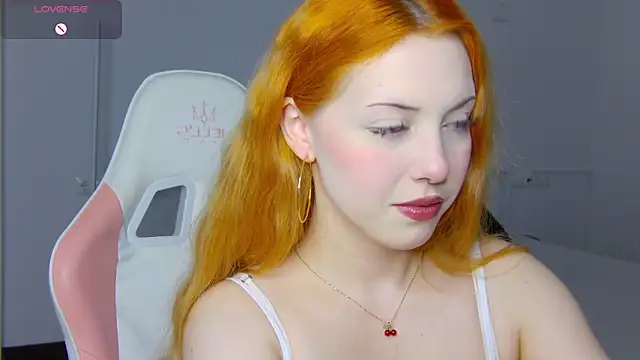 GiKarerra online show from November 2025 09:14:02 PM