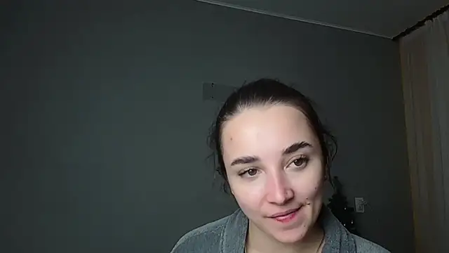 Eva Gloryy online show from February 2026 04:14:02 PM