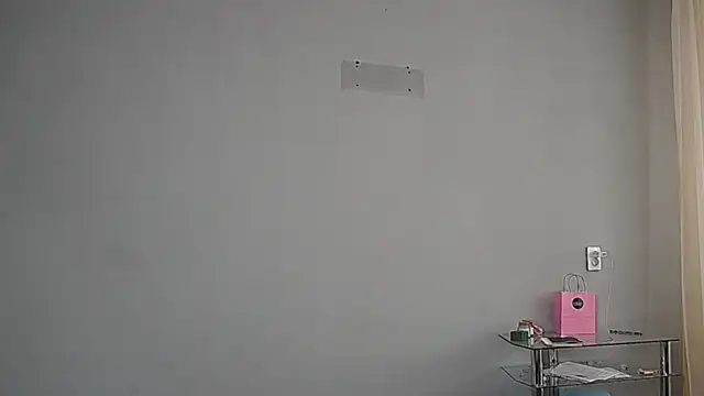 Eva Gloryy online show from June 2026 01:15:02 PM