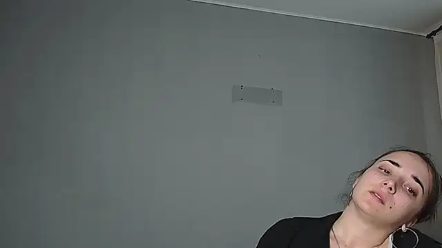 Eva Gloryy online show from June 2026 12:22:01 PM