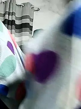 bubblendz1988 online show from March 2026 04:46:01 PM