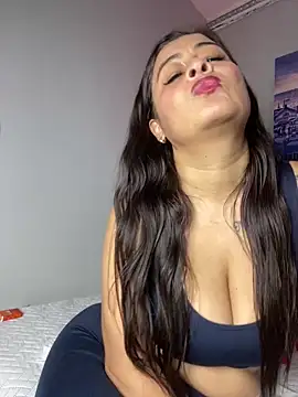 Lili  taylor online show from February 2025 09:38:01 PM