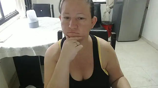 Yohis Kiut25 online show from January 2025 11:55:01 AM