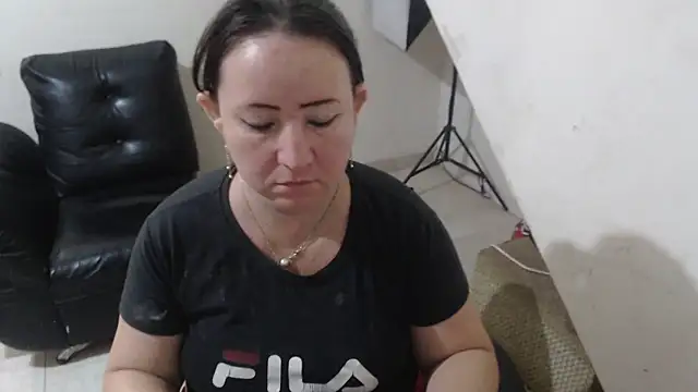 Yohis Kiut25 online show from October 2025 02:15:01 AM