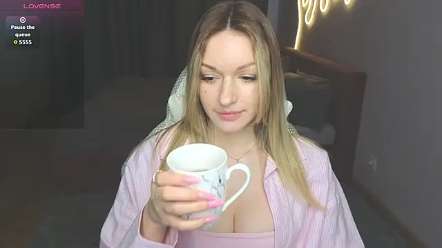 Snapshot of MargaretSweet1 chatting on March 2026 08:38:01 AM MargaretSweet1 online show from March 2026 08:38:01 AM