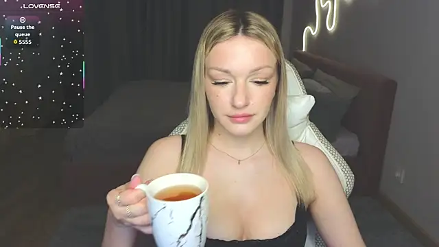 MargaretSweet1 online show from May 2026 01:55:01 AM