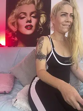 viktoria davis  online show from June 2026 12:19:01 AM